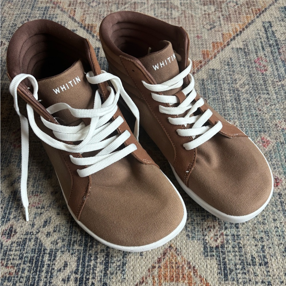 WHITIN Brown and White Sneakers Classic Design